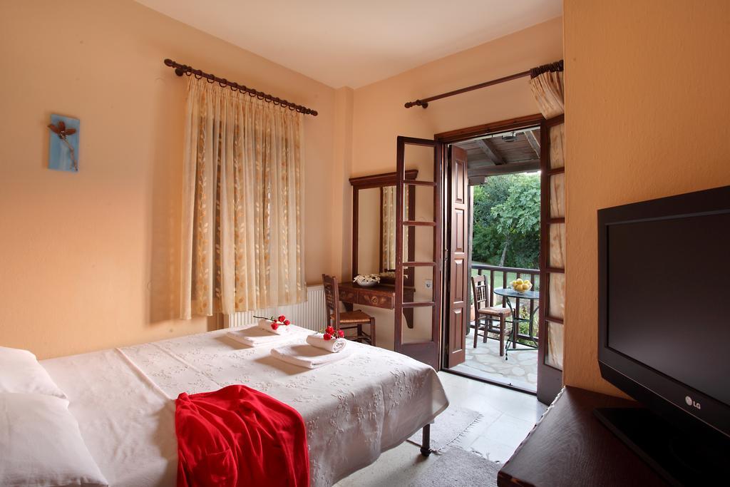Stilvi Hotel Tsagarada Ruang foto