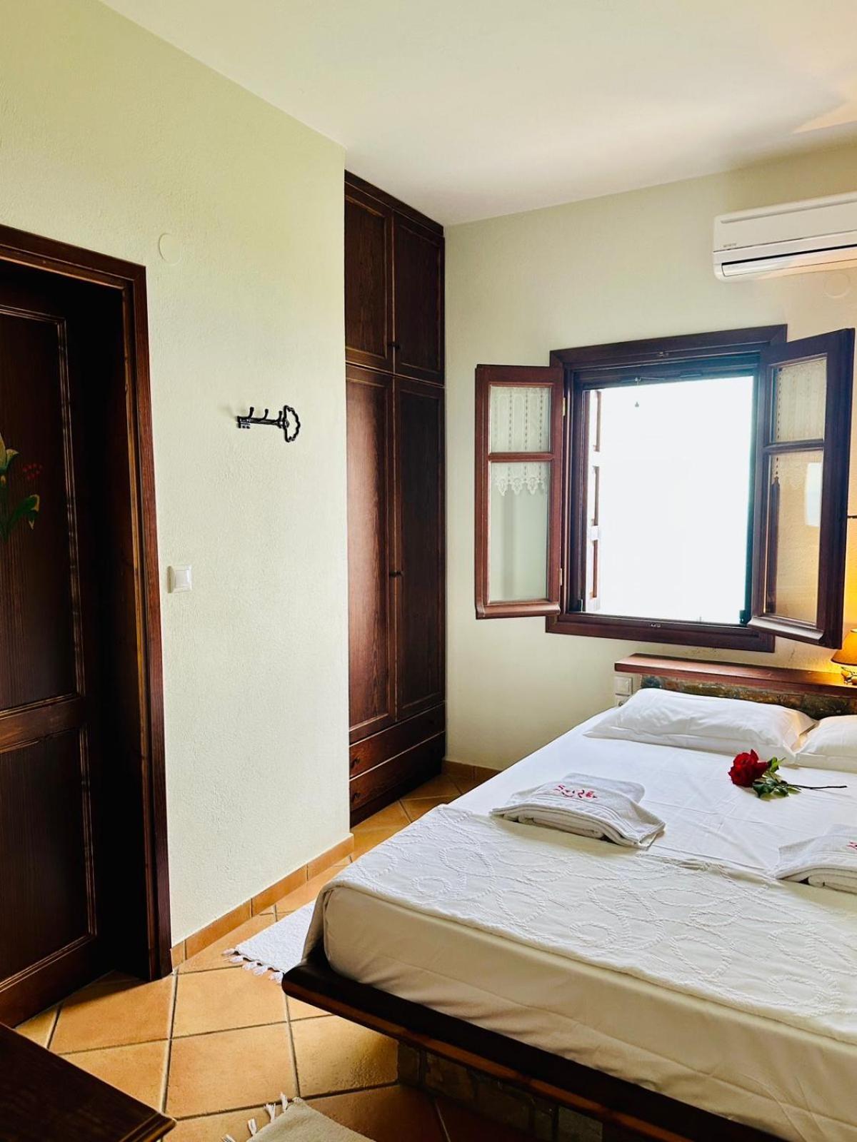 Stilvi Hotel Tsagarada Bagian luar foto